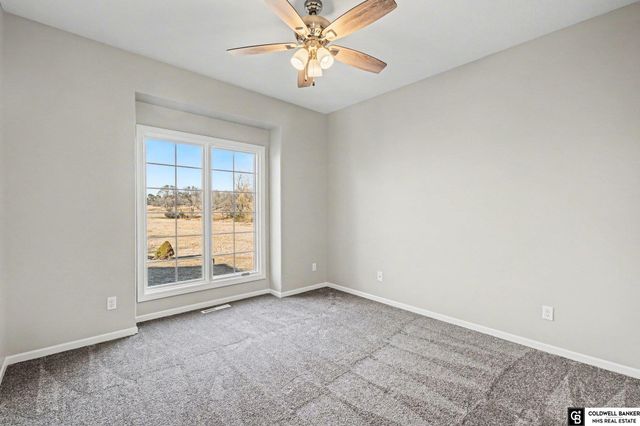 9865 Fowler Drive, Papillion, NE 68046