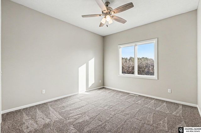 9865 Fowler Drive, Papillion, NE 68046