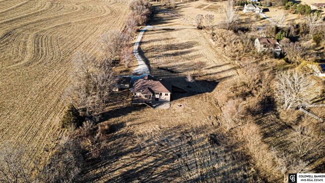 9865 Fowler Drive, Papillion, NE 68046