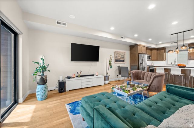 1838 E MELBOURNE CT, Millcreek, UT 84106