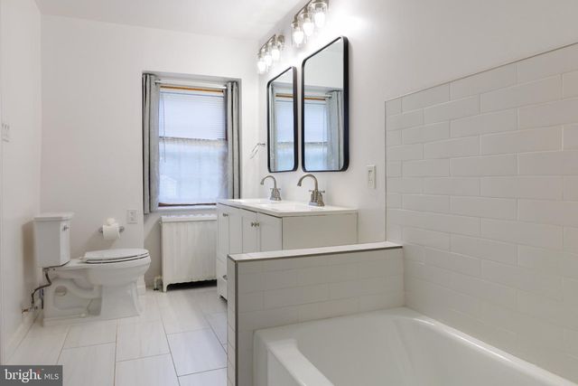 8381 GLEN RD, Elkins Park, PA 19027