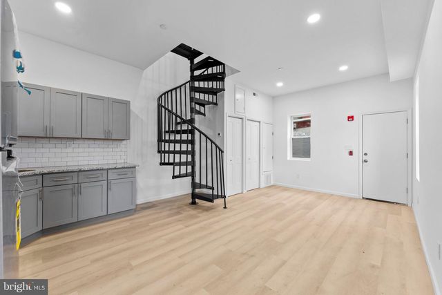 2600 S 7TH ST, Philadelphia, PA 19148