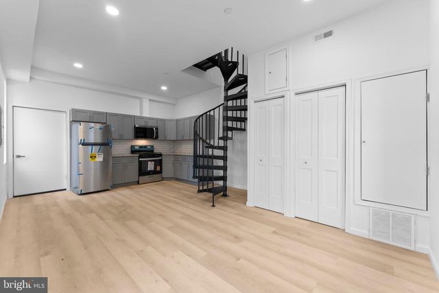 2600 S 7TH ST, Philadelphia, PA 19148