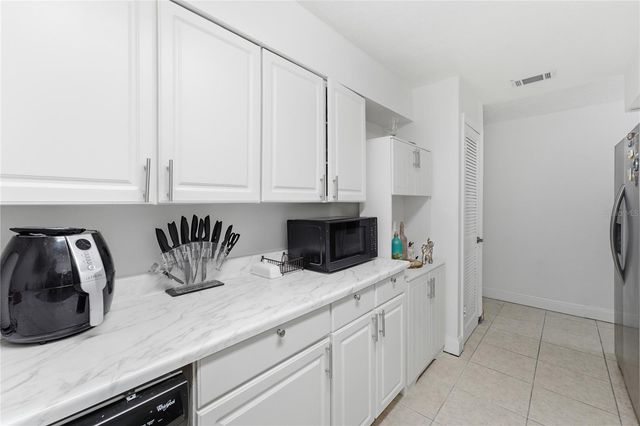 524 PIGEON CIR, Orlando, FL 32825