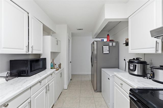 524 PIGEON CIR, Orlando, FL 32825