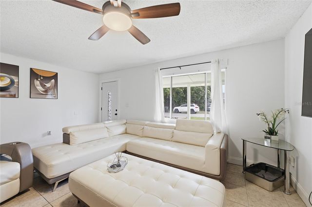 524 PIGEON CIR, Orlando, FL 32825