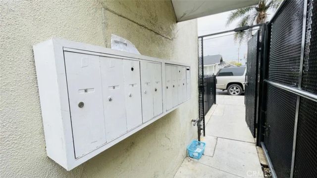 1083 Gaviota Avenue, Long Beach, CA 90813