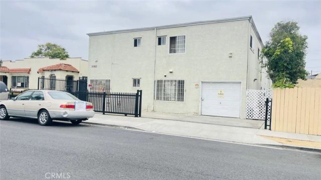 1083 Gaviota Avenue, Long Beach, CA 90813