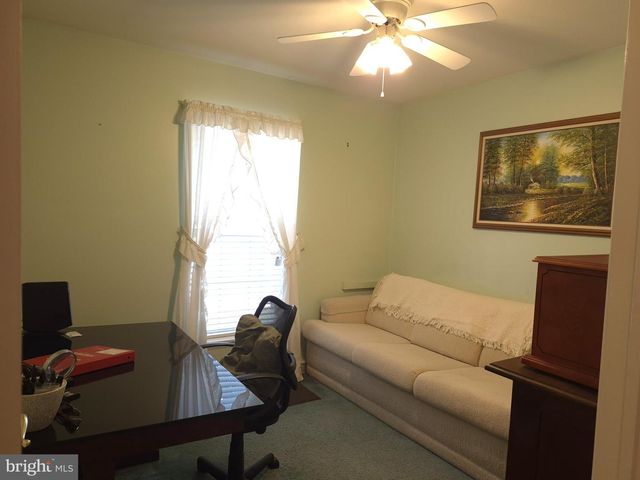 20 OAKS DR, Mays Landing, NJ 08330