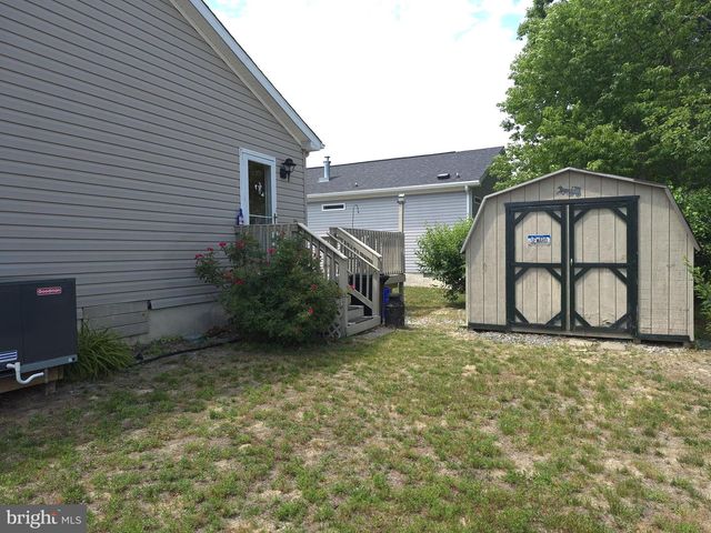 20 OAKS DR, Mays Landing, NJ 08330