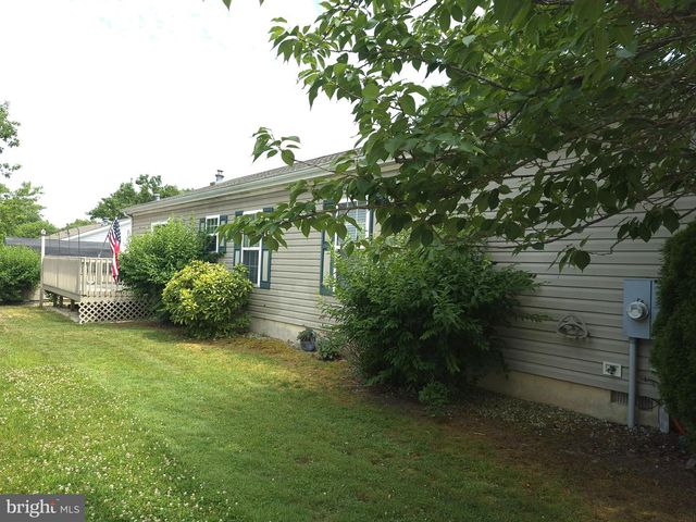 20 OAKS DR, Mays Landing, NJ 08330