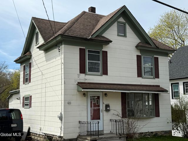 74 Park Street, Gloversville, NY 12078