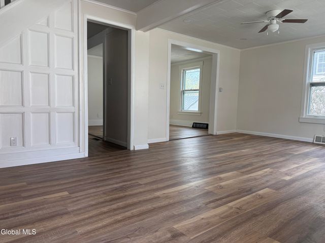 74 Park Street, Gloversville, NY 12078
