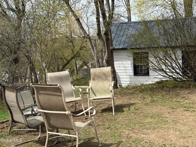 74 Park Street, Gloversville, NY 12078