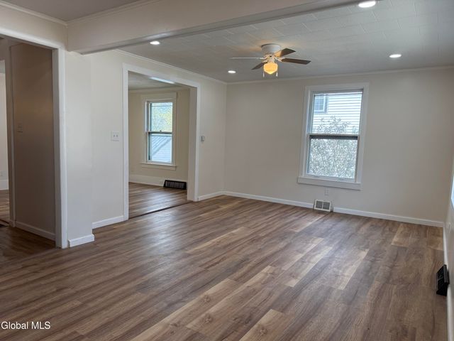 74 Park Street, Gloversville, NY 12078