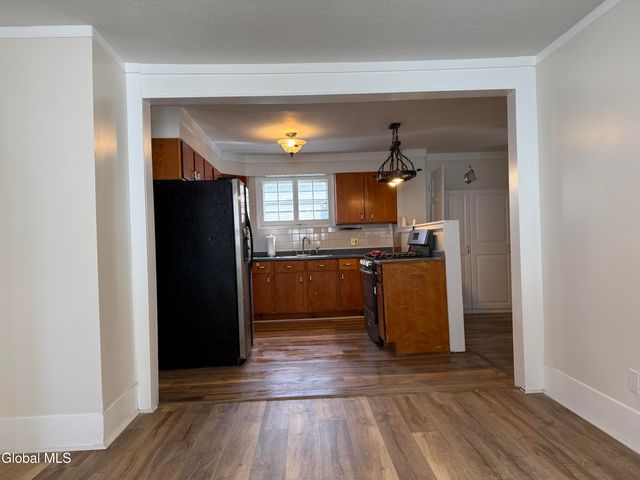 74 Park Street, Gloversville, NY 12078