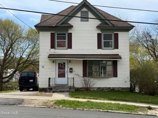 74 Park Street, Gloversville, NY 12078