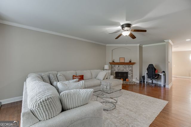 2764 Laurel Valley Trail, Buford, GA 30519