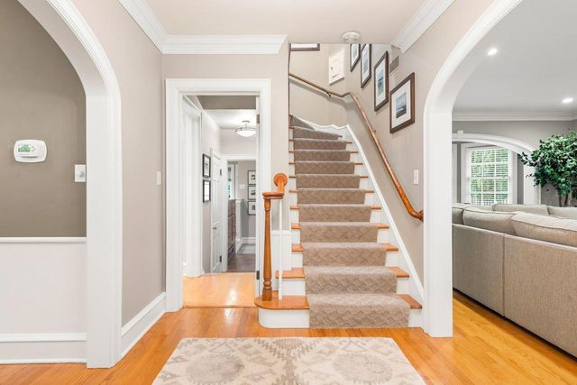 2516 N 90th STREET, Wauwatosa, WI 53226