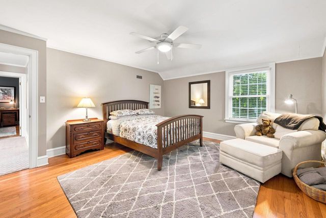 2516 N 90th STREET, Wauwatosa, WI 53226