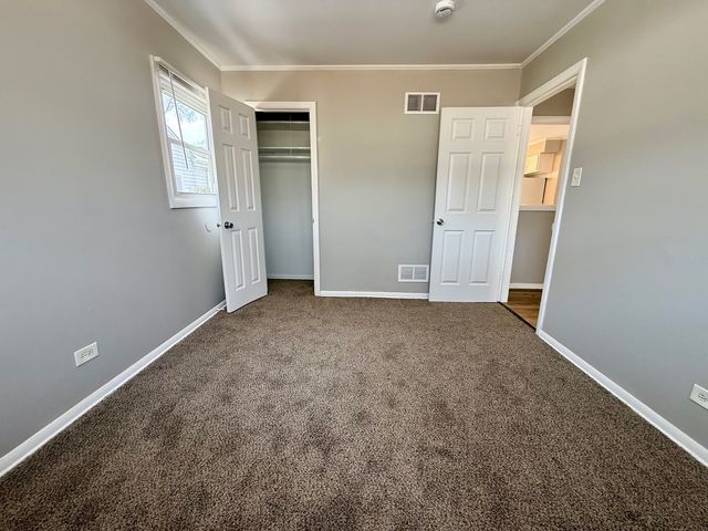 2904 Woodworth Place, Hazel Crest, IL 60429