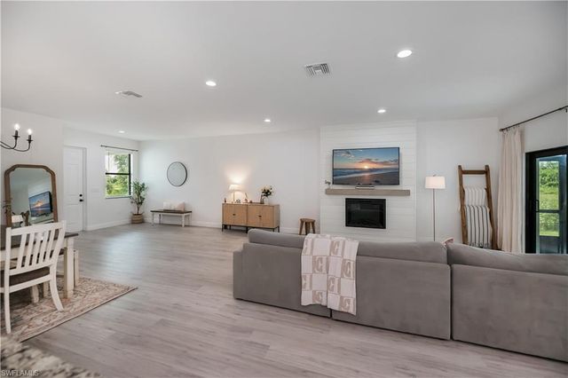 3037 harvard CIR, Labelle, FL 33935