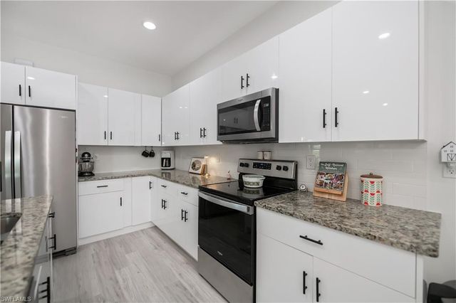 3037 harvard CIR, Labelle, FL 33935