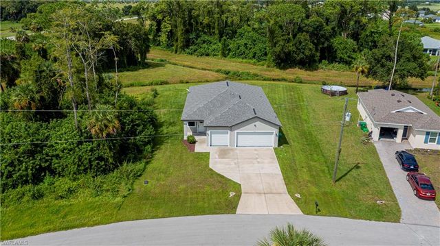 3037 harvard CIR, Labelle, FL 33935