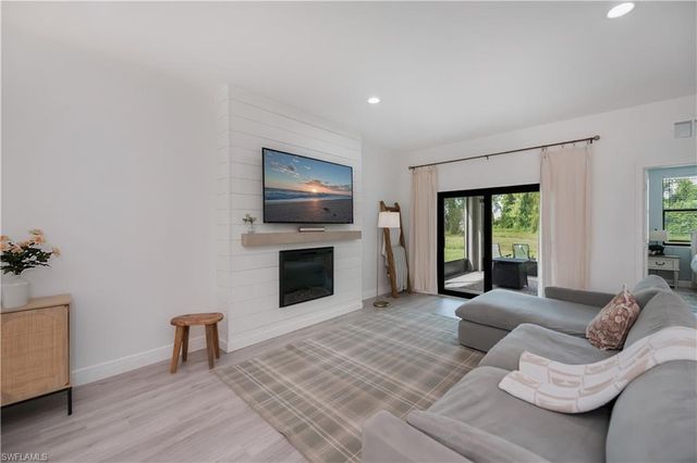 3037 harvard CIR, Labelle, FL 33935