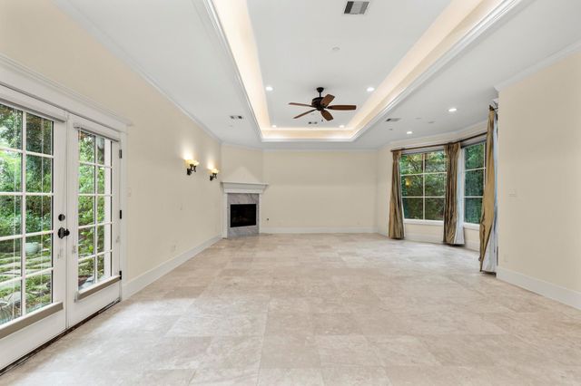 11518 Summerhill Lane, Piney Point Village, TX 77024