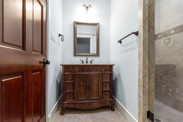 11518 Summerhill Lane, Piney Point Village, TX 77024