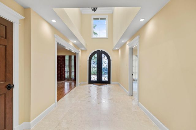 11518 Summerhill Lane, Piney Point Village, TX 77024