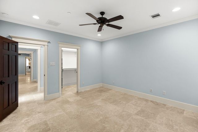 11518 Summerhill Lane, Piney Point Village, TX 77024