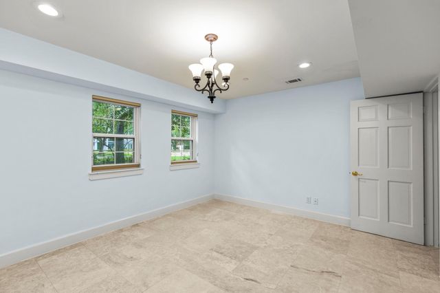 11518 Summerhill Lane, Piney Point Village, TX 77024