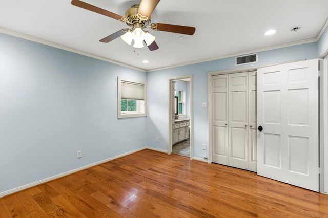 11518 Summerhill Lane, Piney Point Village, TX 77024