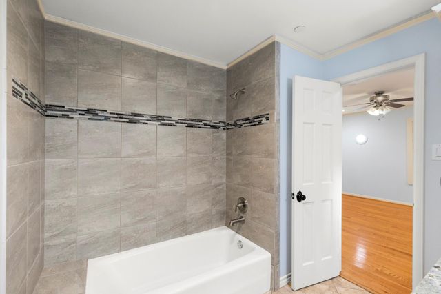 11518 Summerhill Lane, Piney Point Village, TX 77024