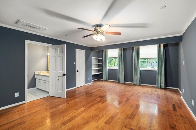 11518 Summerhill Lane, Piney Point Village, TX 77024