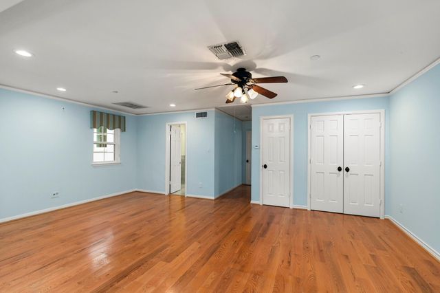 11518 Summerhill Lane, Piney Point Village, TX 77024