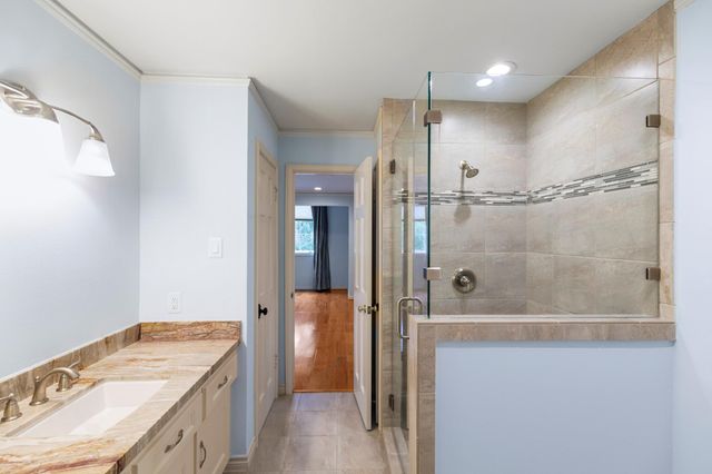 11518 Summerhill Lane, Piney Point Village, TX 77024