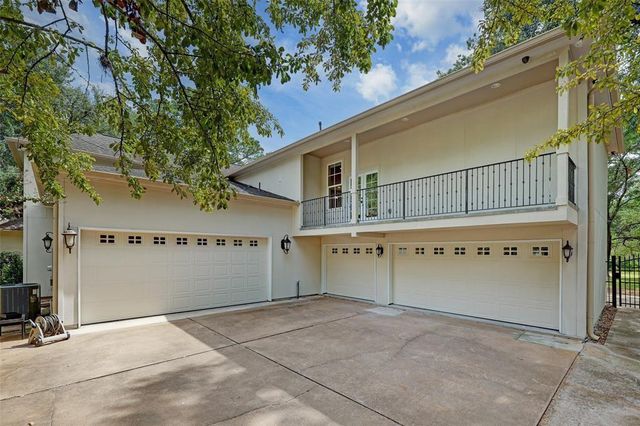 11518 Summerhill Lane, Piney Point Village, TX 77024