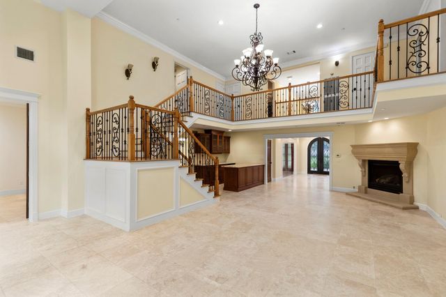 11518 Summerhill Lane, Piney Point Village, TX 77024