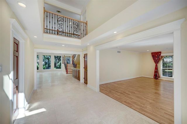 11518 Summerhill Lane, Piney Point Village, TX 77024