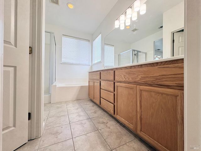 5158 Freitas Way, Fairfield, CA 94533