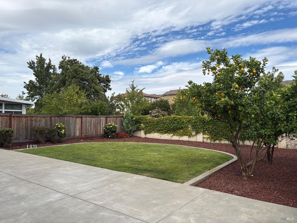 5158 Freitas Way, Fairfield, CA 94533