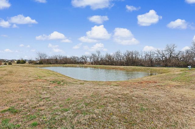 8041-8043 E 34th Ct s, Wichita, KS 67210