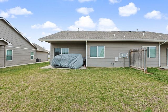 8041-8043 E 34th Ct s, Wichita, KS 67210