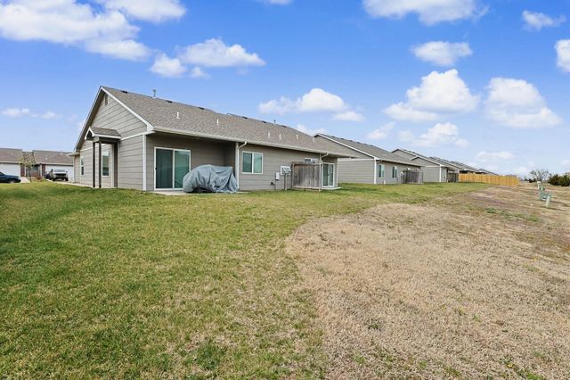 8041-8043 E 34th Ct s, Wichita, KS 67210