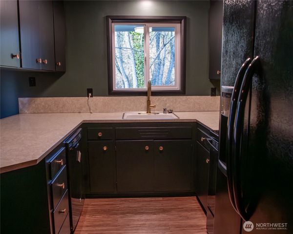 116 Old Hill Road, Aberdeen, WA 98520