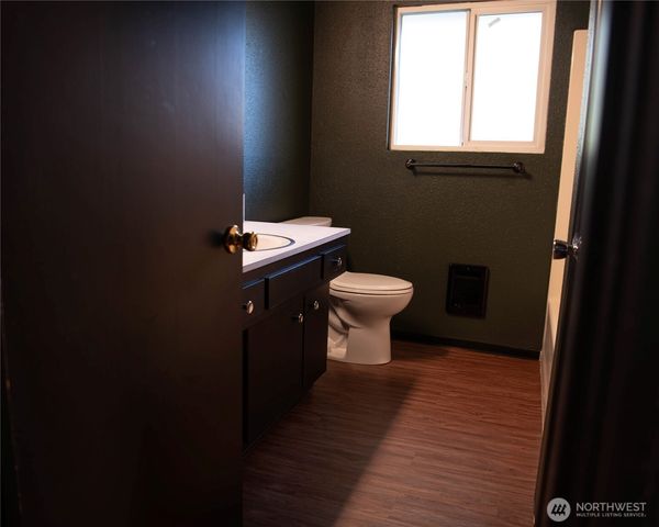 116 Old Hill Road, Aberdeen, WA 98520