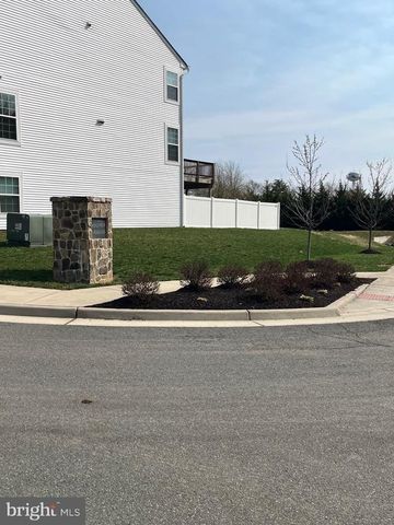 12102 BOWLING FARM CT, Fredericksburg, VA 22407